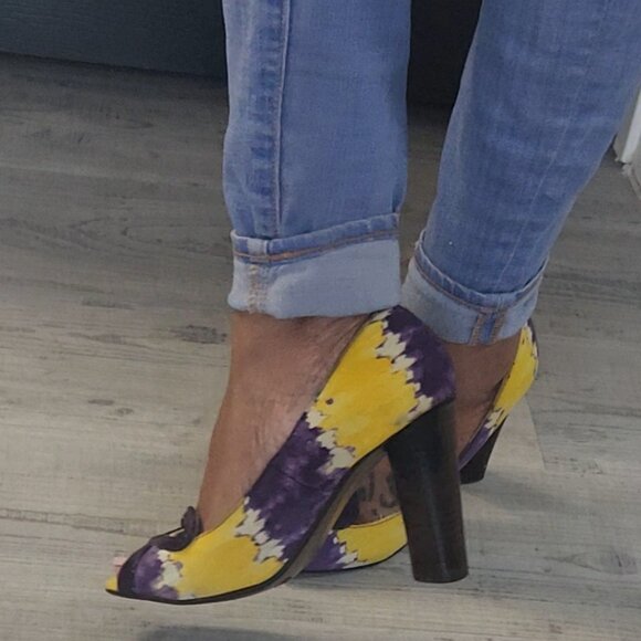 Purple Yellow Heart Open Toe Cloth Heels Size 7.5 - Picture 3 of 8